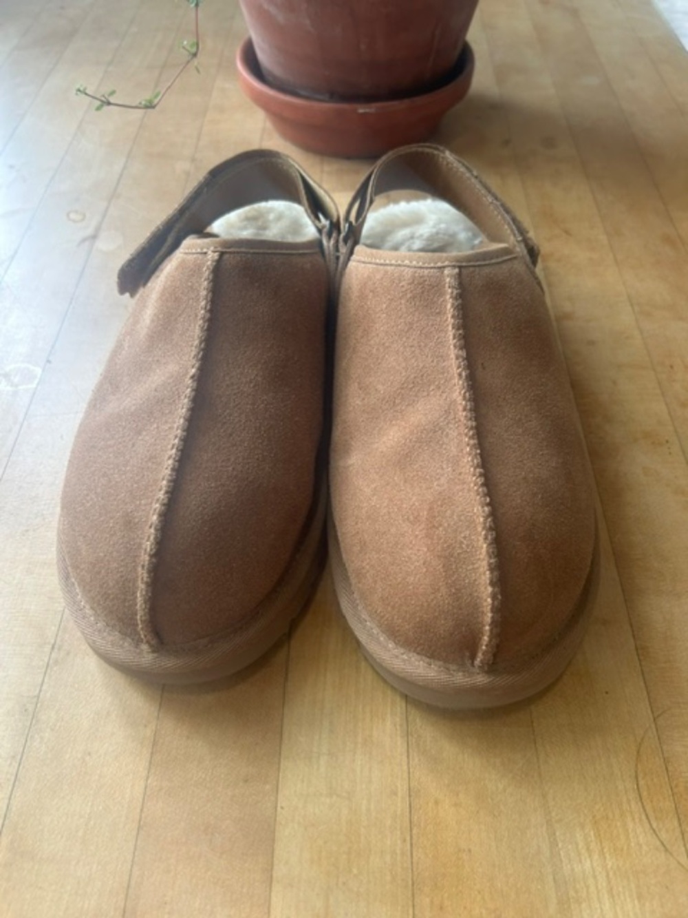 Ugg Clog, womens size 7